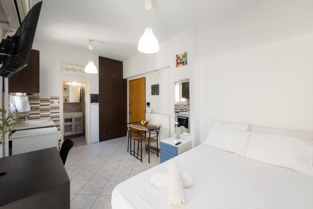 דירות אתונה Pagrati Cozy Retreat מראה חיצוני תמונה